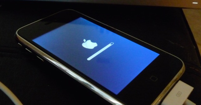 Semi-Restore 1.0.3, restaura tu iPhone sin perder el jailbreak - iosmac