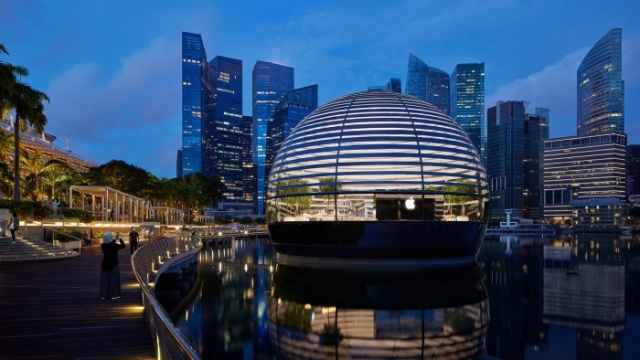 Apple Marina Bay Sands ilumina Singapur