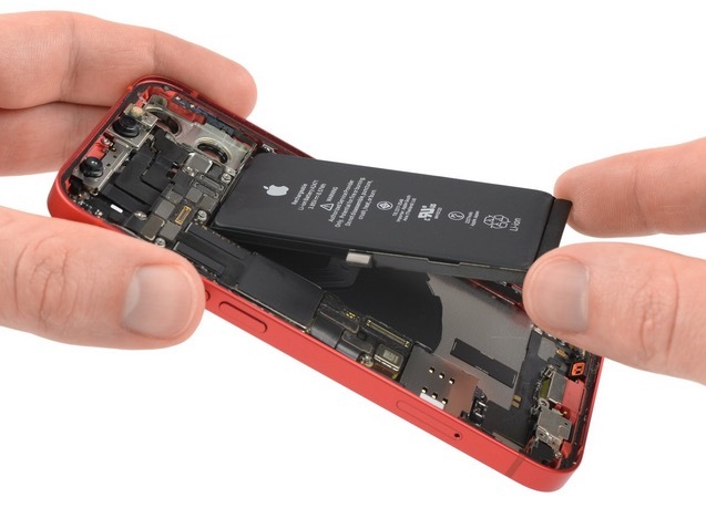 Extraer batería iPhone 12 mini