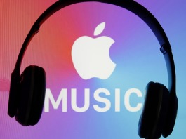 Apple Music con audifonos