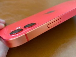 iPhone 12 decoloracion