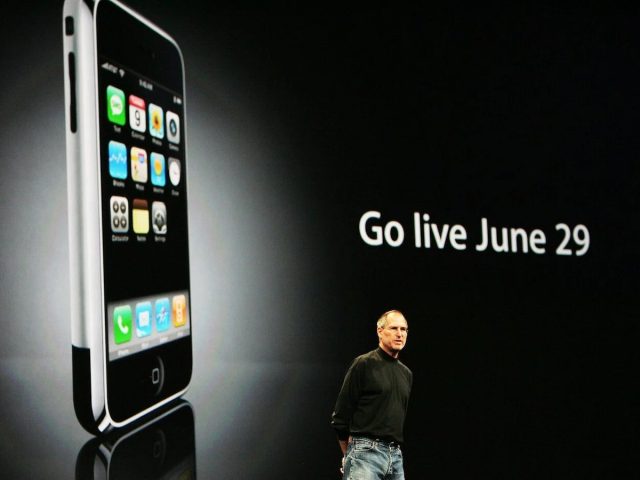 iPhone de Apple 29 de junio 2007 Steve Jobs